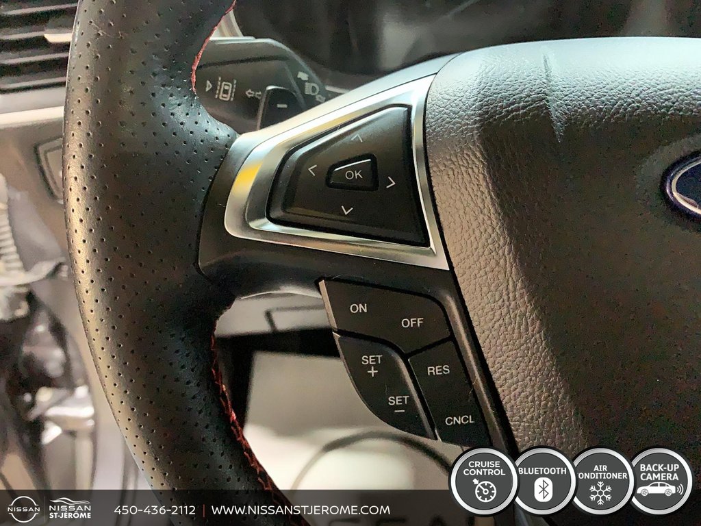 2022 Ford Edge ST-LINE 4 CYL 2.0L AWD A/C BLUETOOTH TOIT CAMÉRA in Charlemagne, Quebec - 17 - w1024h768px