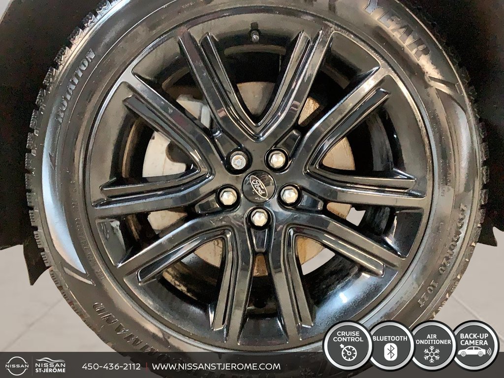 2022 Ford Edge ST-LINE 4 CYL 2.0L AWD A/C BLUETOOTH TOIT CAMÉRA in Charlemagne, Quebec - 7 - w1024h768px