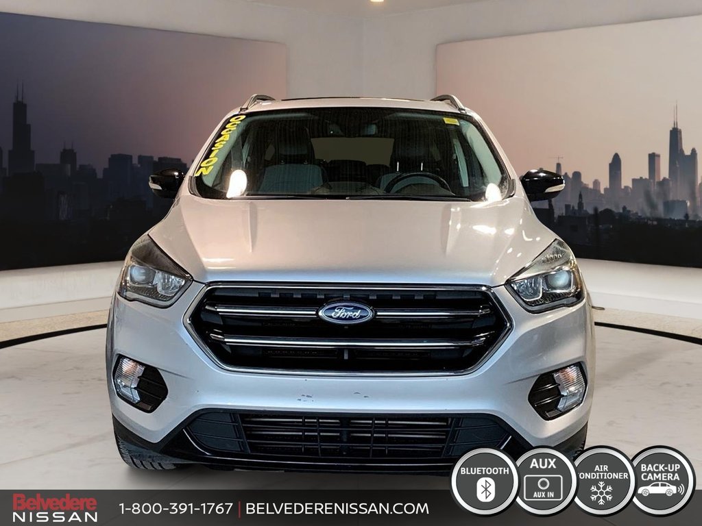 Escape TITANIUM AWD A/C BLUETOOTH TOIT PANO NAV  CAM 2017 à Saint-Jérôme, Québec - 3 - w1024h768px