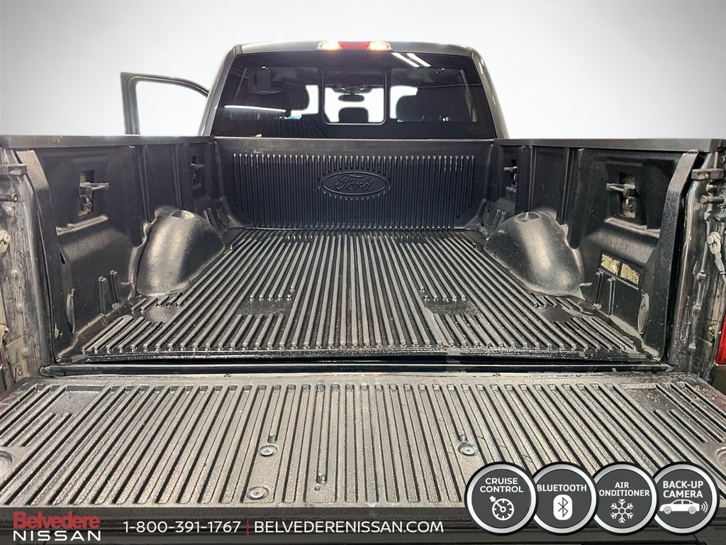 2017 Ford F-150 XLT FX4 4X4 CREW CAB TOIT OUVRANT  5.0L in Saint-Jérôme, Quebec - 5 - w1024h768px