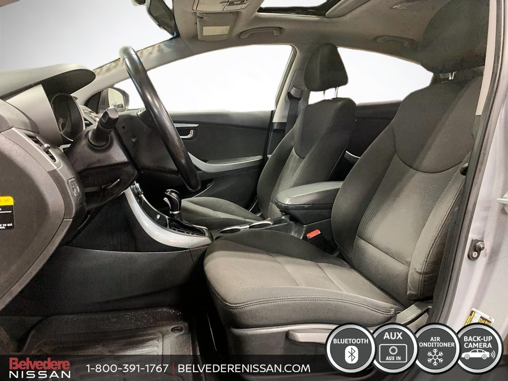 2016 Hyundai Elantra GLS AUTOMATIQUE TOIT CAMERA BLUETOOTH A/C in Saint-Jérôme, Quebec - 9 - w1024h768px