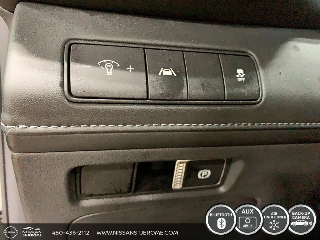 Hyundai Santa Fe Preferred AWD CUIR TOIT NAVIGATION CAMÉRA RECUL 2023 à Charlemagne, Québec - 21 - w1024h768px