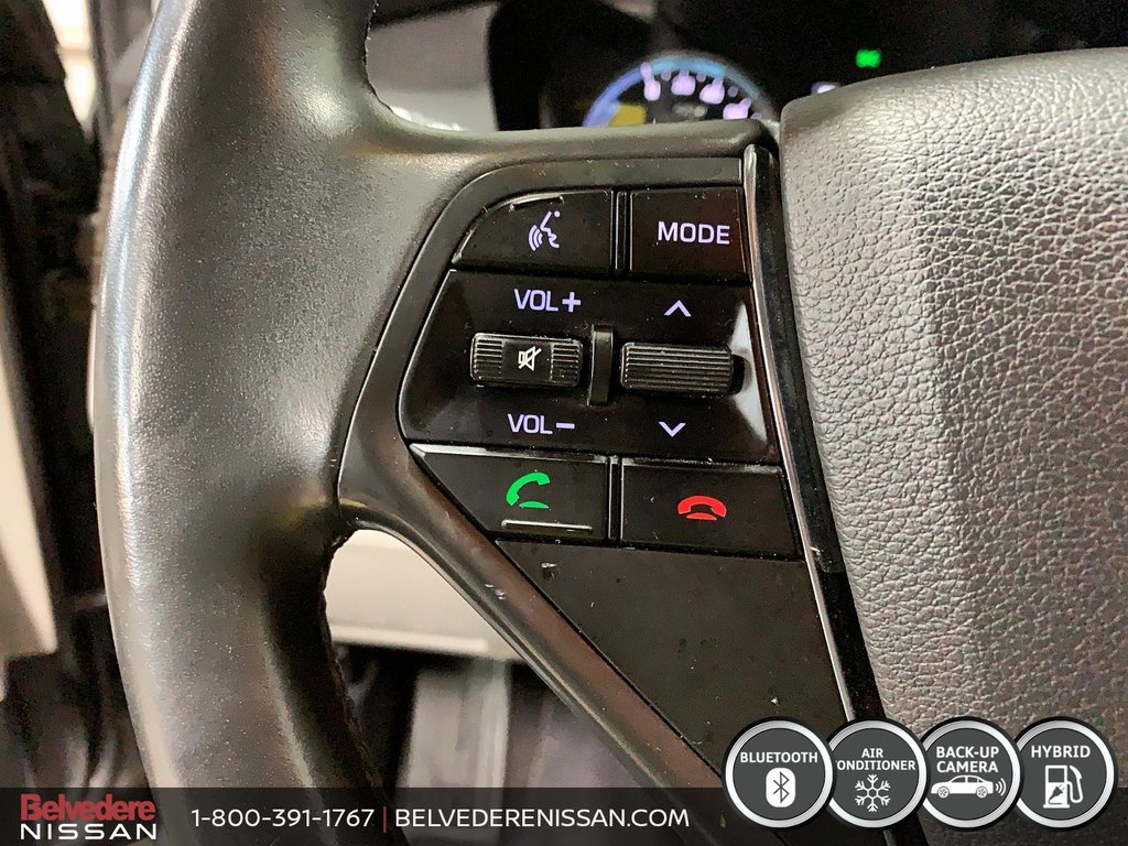 Hyundai Sonata Plug-In Hybrid LIMITED CUIR  NAVIGATION CAMERA BLUETOOTH 2017 à Saint-Jérôme, Québec - 18 - w1024h768px