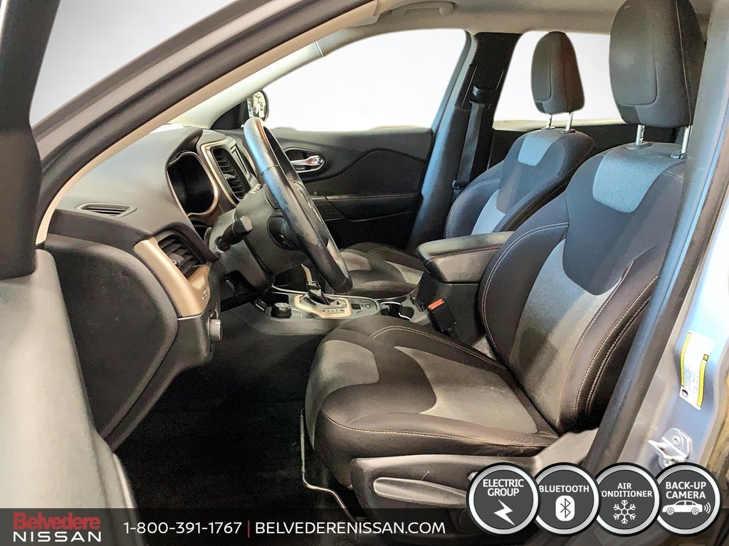 2015 Jeep Cherokee SPORT 4X4 A/C BLUETOOTH DÉMARREUR DISTANCE in Saint-Jérôme, Quebec - 9 - w1024h768px