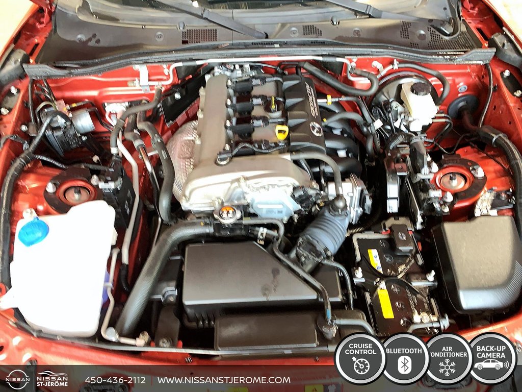 Mazda MX-5 GS DÉCAPOTABLE SKYACTIV AUTOMATIQUE MAGS BLUETOOTH 2016 à Saint-Jérôme, Québec - 13 - w1024h768px