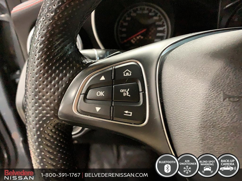 2019 Mercedes-Benz GLC AMG GLC 43 4MATIC BI-TURBO CUIR/SUEDE TOIT NAV in Saint-Jérôme, Quebec - 17 - w1024h768px