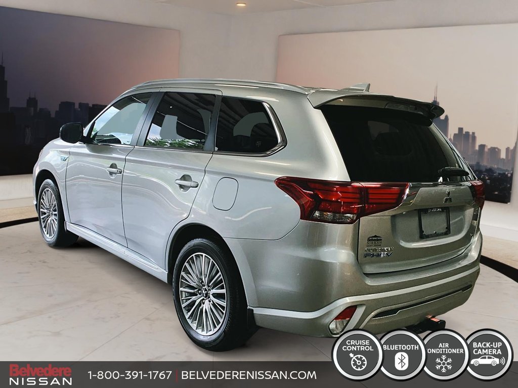 2022 Mitsubishi OUTLANDER PHEV LE PLUG-IN HYBRID EV MAGS TOIT OUVRANT in Saint-Jérôme, Quebec - 5 - w1024h768px
