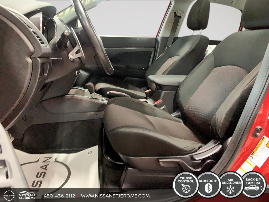 2018 Mitsubishi RVR SE AUTOMATIQUE A/C BLUETOOTH TOIT PANO CAM DERECUL in Saint-Jérôme, Quebec - 9 - w1024h768px