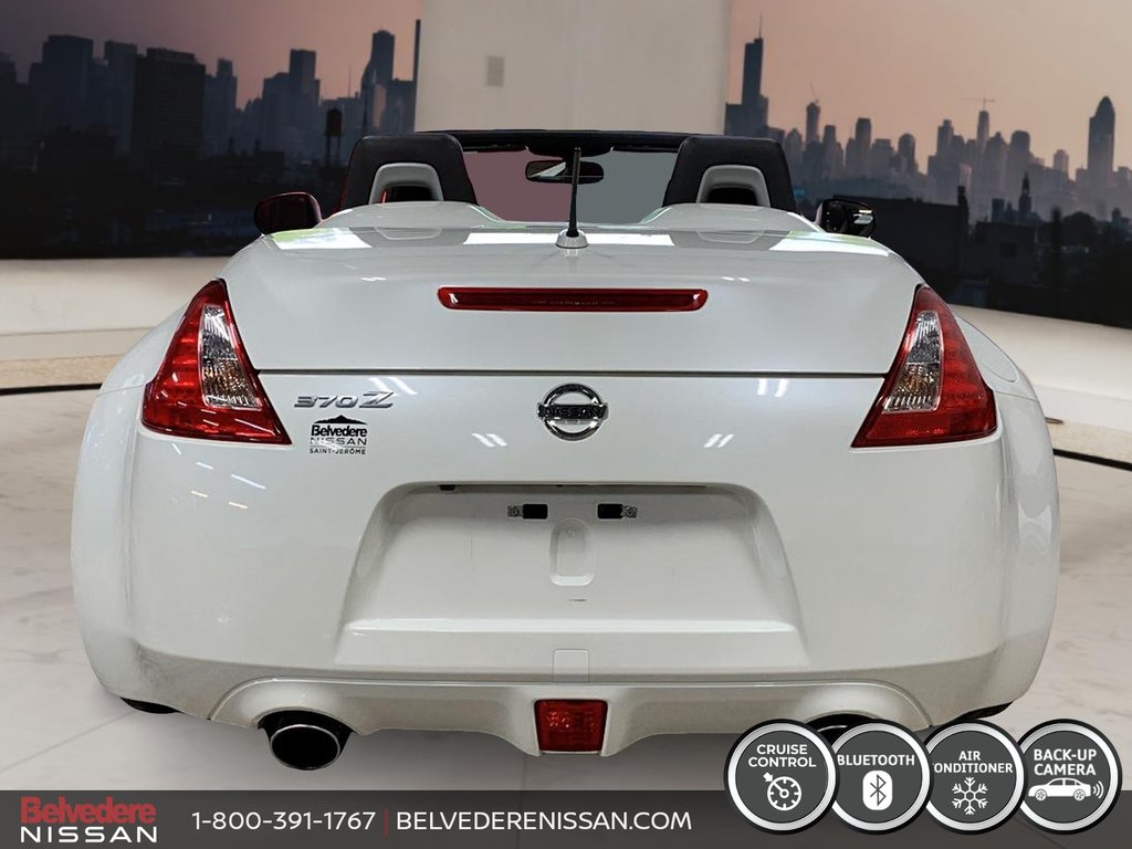 2016 Nissan 370Z ROADSTER TOURING SPORT TOIT BORDEAUX in Saint-Jérôme, Quebec - 23 - w1024h768px