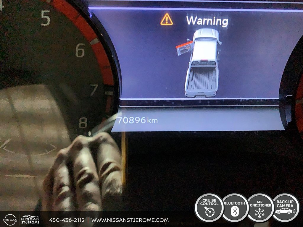 2022 Nissan Frontier PRO 4X AUTOMATIQUE CUIR TOIT NAV CAMÉRA in Charlemagne, Quebec - 13 - w1024h768px