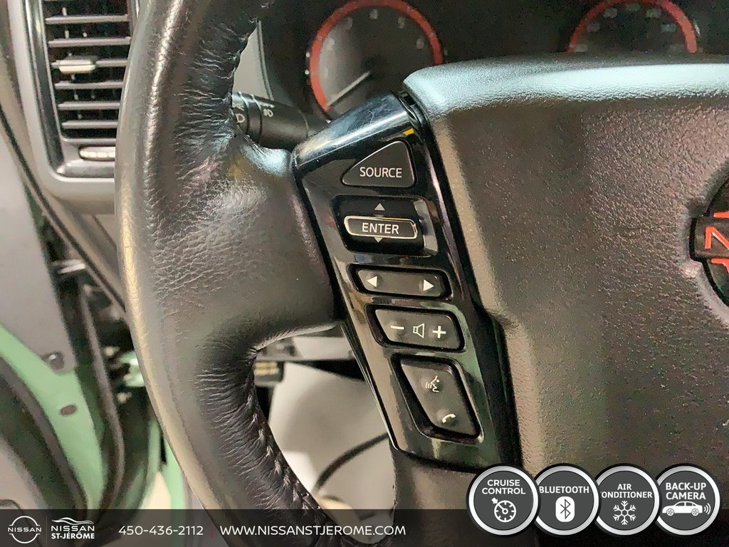 2022 Nissan Frontier PRO 4X AUTOMATIQUE CUIR TOIT NAV CAMÉRA in Charlemagne, Quebec - 16 - w1024h768px