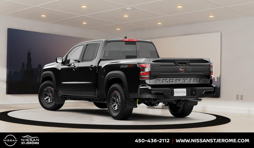 2027 Nissan Frontier PRO-4X Luxury Long Wheel Base in Charlemagne, Quebec - 3 - w1024h768px