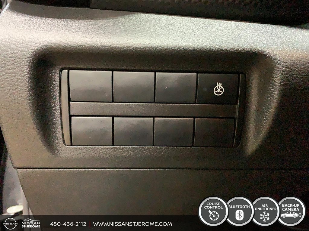 2025 Nissan Kicks Play SV AUTO MAGS CAMÉRA BLUETOOTH DÉMARREUR in Saint-Jérôme, Quebec - 16 - w1024h768px