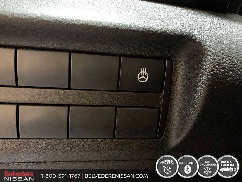 Nissan Kicks SV AUTOMATIQUE A/C BLUETOOTH MAGS CAMÉRA SIEGES CH 2021 à Saint-Jérôme, Québec - 17 - w1024h768px