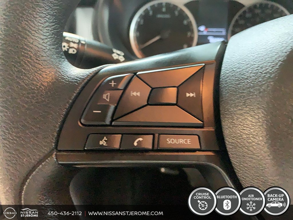 Nissan Kicks S AUTOMATIQUE A/C BLUETOOTH CAMÉRA DE RECUL 2023 à Saint-Jérôme, Québec - 17 - w1024h768px