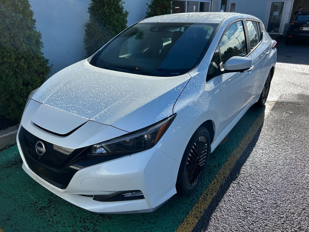 Leaf SV PLUS 2025 à Saint-Jérôme, Québec - 1 - w1024h768px