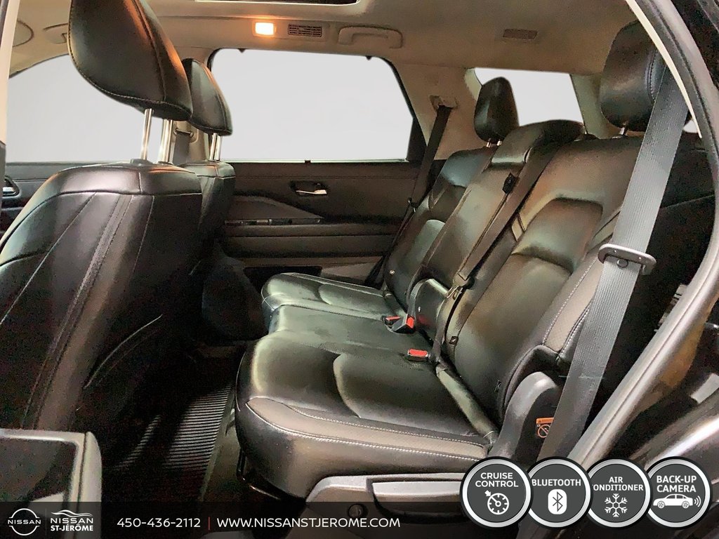 Nissan Pathfinder SL AUTOMATIQUE CUIR TOIT NAVIGATION CAMÉRA RECUL 2023 à Saint-Jérôme, Québec - 10 - w1024h768px