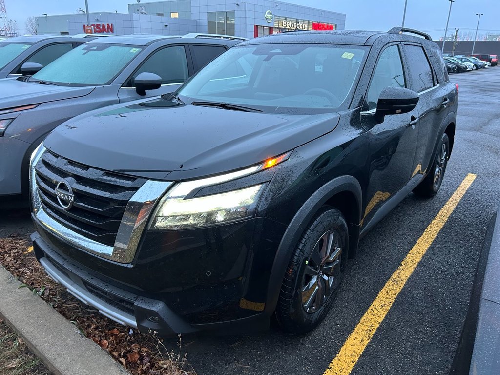 Pathfinder SV 2024 à Saint-Jérôme, Québec - 1 - w1024h768px