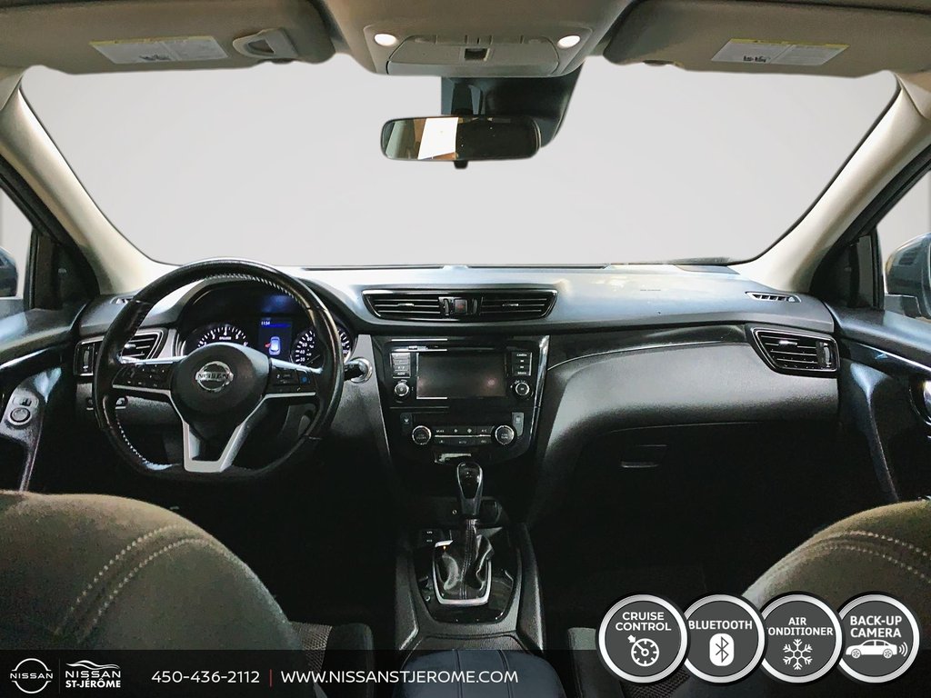 Nissan Qashqai SV AWD AUTOMATIQUE TOIT CAMÉRA RECUL MAGS USB 2023 à Charlemagne, Québec - 11 - w1024h768px