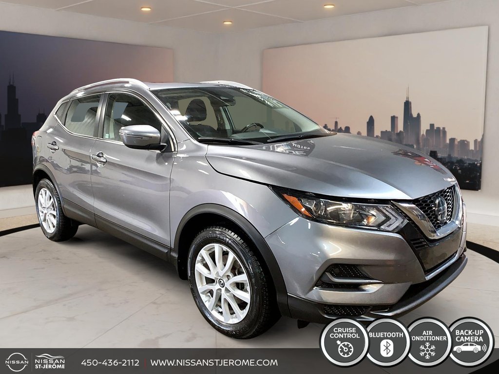 Nissan Qashqai SV AWD AUTOMATIQUE TOIT CAMÉRA RECUL MAGS USB 2023 à Charlemagne, Québec - 3 - w1024h768px