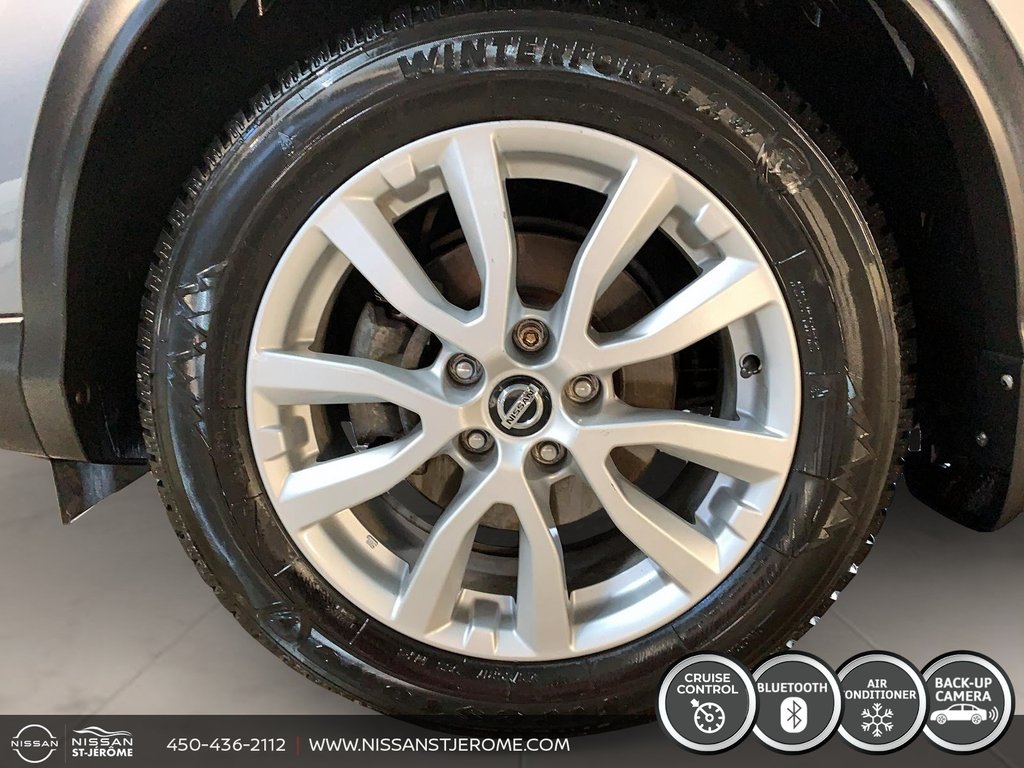 Nissan Qashqai SV AWD AUTOMATIQUE TOIT CAMÉRA RECUL MAGS USB 2023 à Charlemagne, Québec - 7 - w1024h768px