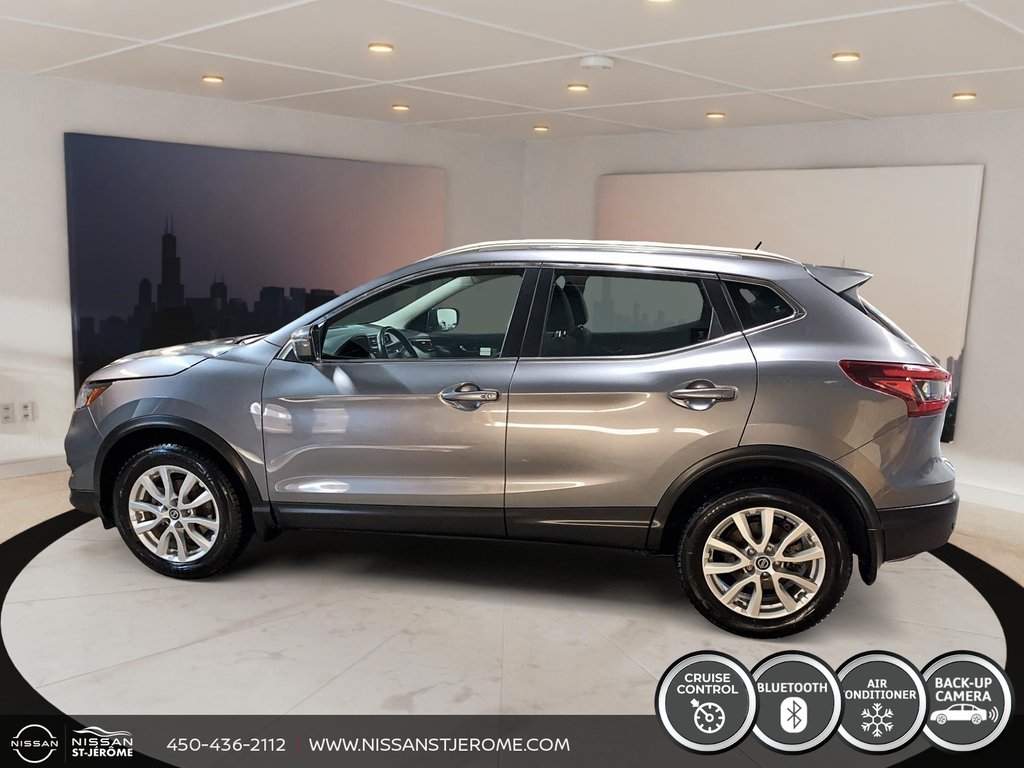 Nissan Qashqai SV AWD AUTOMATIQUE TOIT CAMÉRA RECUL MAGS USB 2023 à Charlemagne, Québec - 6 - w1024h768px
