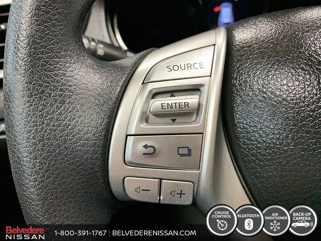 Nissan Rogue SV AUTOMATIQUE A/C BLUETOOTH CAMÉRA RECUL MAGS 2016 à Saint-Jérôme, Québec - 17 - w1024h768px