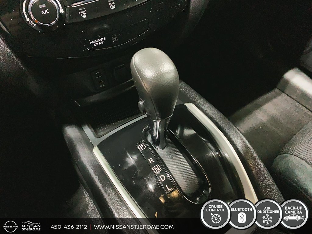Nissan Rogue SV AUTOMATIQUE A/C BLUETOOH MAGS DÉMARREUR CAMÉRA 2016 à Charlemagne, Québec - 15 - w1024h768px