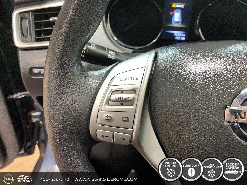 Nissan Rogue SV AUTOMATIQUE A/C BLUETOOH MAGS DÉMARREUR CAMÉRA 2016 à Charlemagne, Québec - 16 - w1024h768px