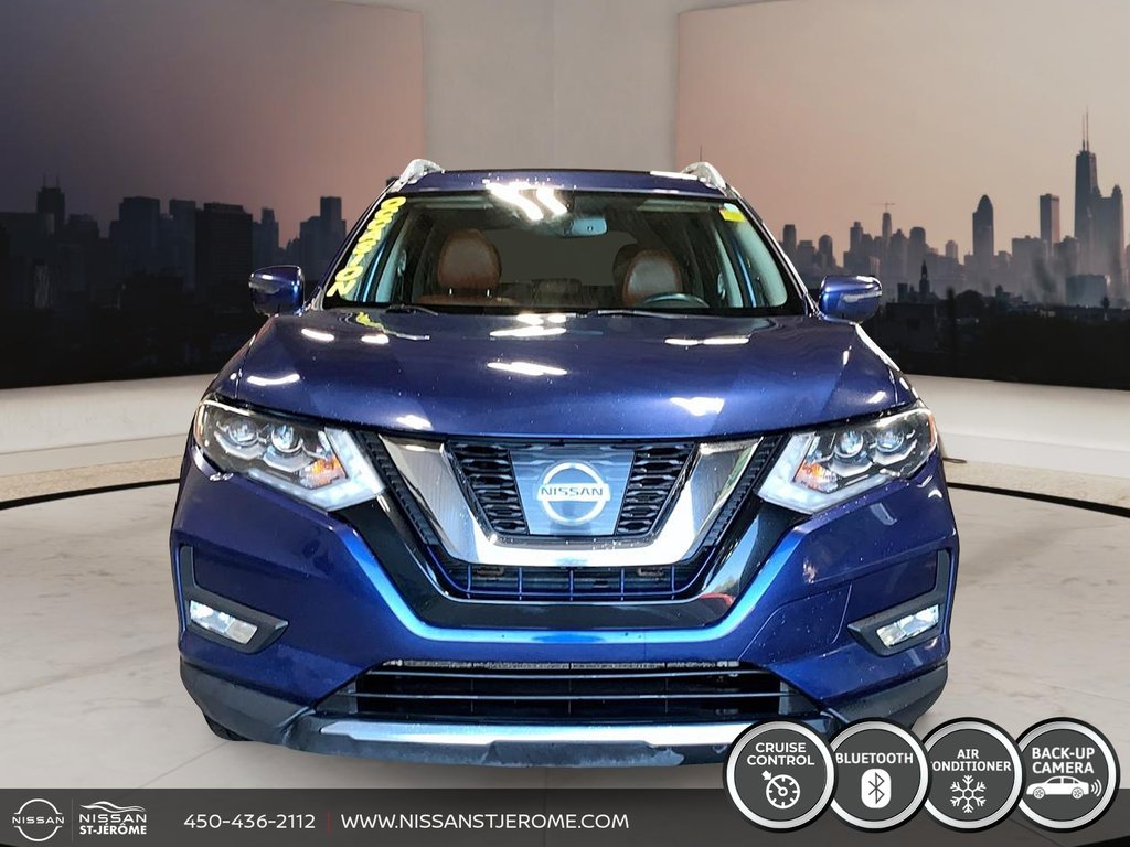 Nissan Rogue SL PLATINUM RÉSERVE AWD CAMÉRA 360 DEGRE TOIT PANO 2017 à Charlemagne, Québec - 2 - w1024h768px