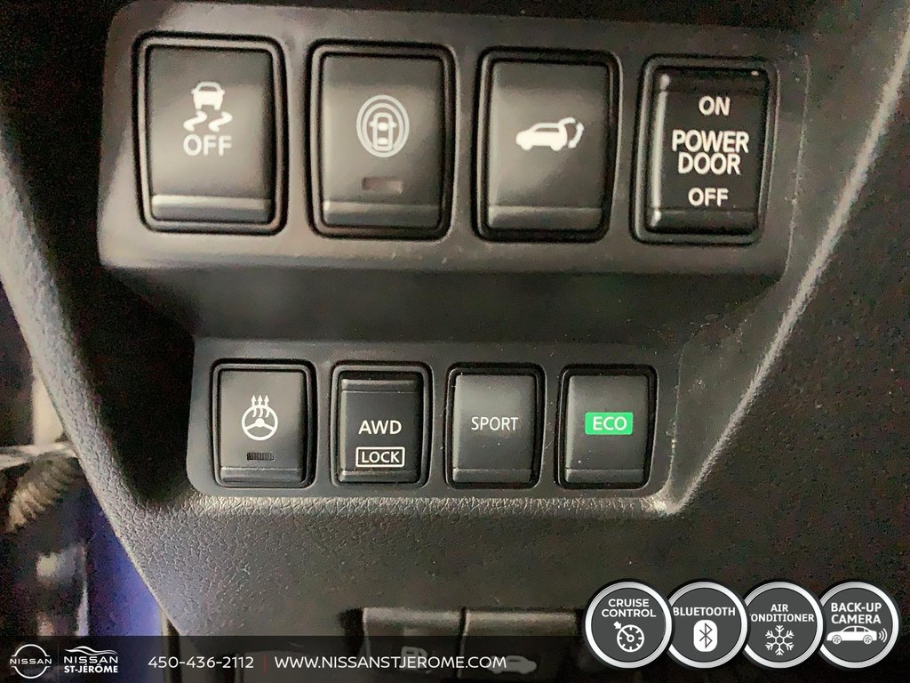 Nissan Rogue SL PLATINUM RÉSERVE AWD CAMÉRA 360 DEGRE TOIT PANO 2017 à Charlemagne, Québec - 17 - w1024h768px