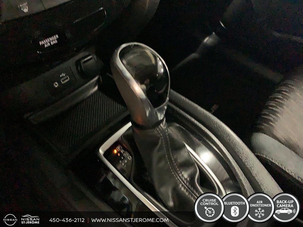 2018 Nissan Rogue SV AUTOMATIQUE BLUETOOTH MAGS CAMÉRA DE RECUL in Charlemagne, Quebec - 16 - w1024h768px