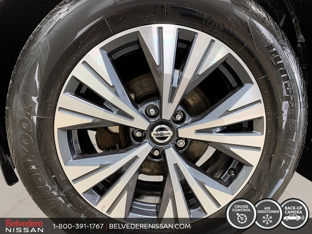 2021 Nissan Rogue SV PREVILEGE AWD CUIR TOIT/PANO MAGS CAM/360 in Saint-Jérôme, Quebec - 8 - w1024h768px