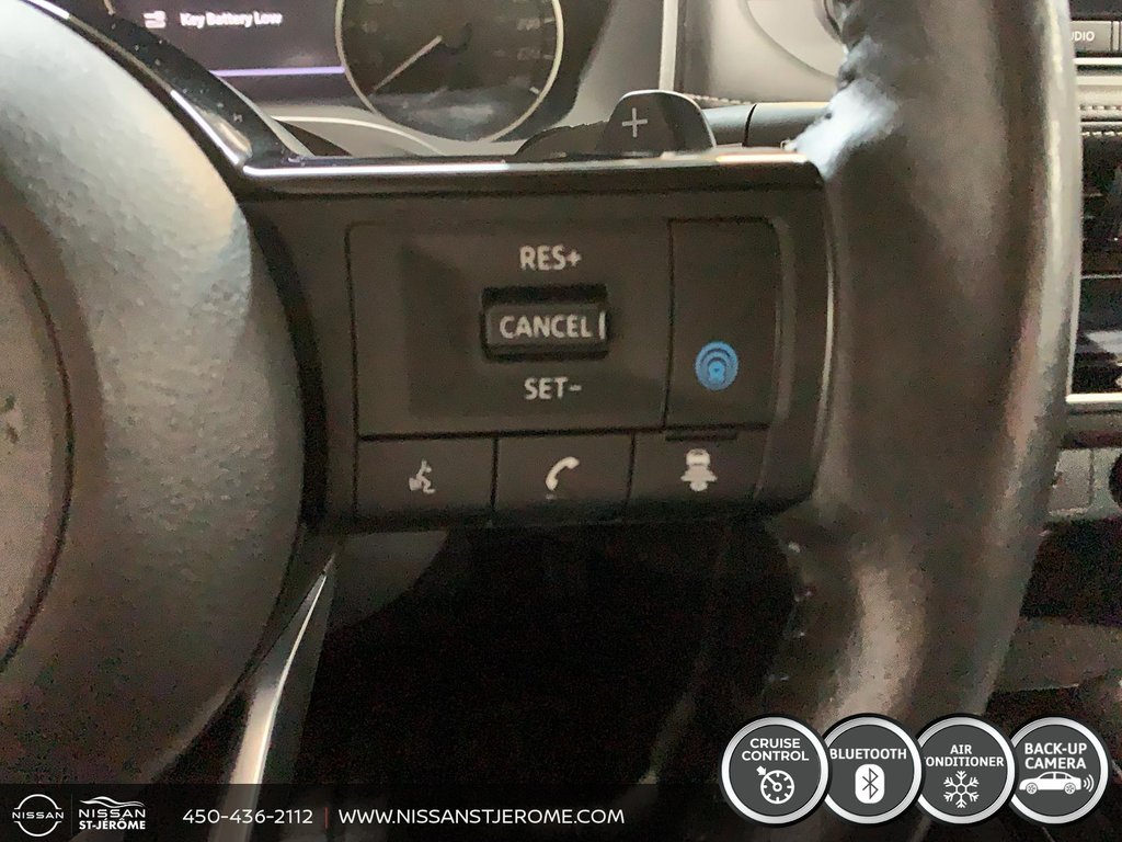 2022 Nissan Rogue SV in Charlemagne, Quebec - 19 - w1024h768px