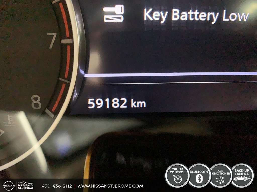 2022 Nissan Rogue SV in Charlemagne, Quebec - 14 - w1024h768px