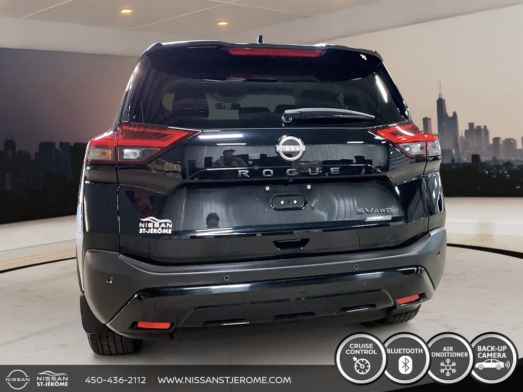 Nissan Rogue SV MIDNIGHT EDITION AWD TOIT PANO MAGS CAMÉRA 2023 à Saint-Jérôme, Québec - 4 - w1024h768px