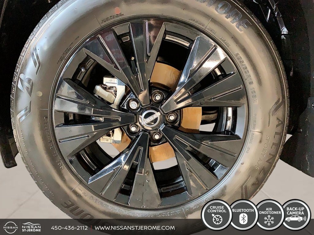 Nissan Rogue SV MIDNIGHT EDITION AWD TOIT PANO MAGS CAMÉRA 2023 à Saint-Jérôme, Québec - 7 - w1024h768px