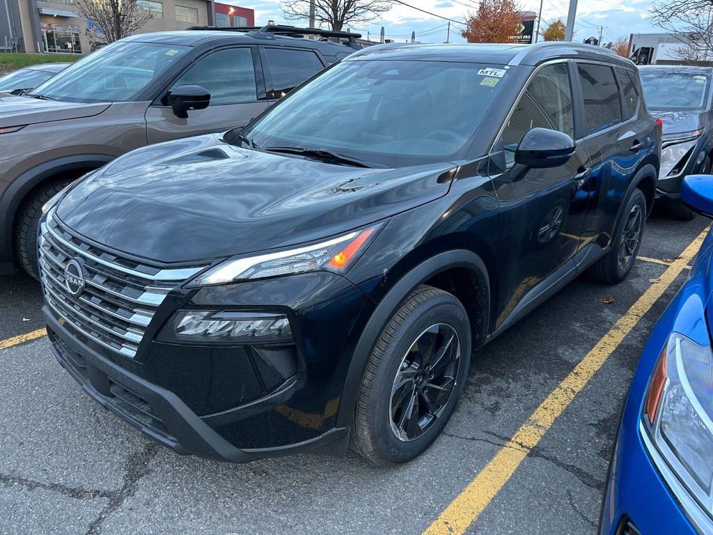 2024  Rogue SV Moonroof in Saint-Jérôme, Quebec - 1 - w1024h768px