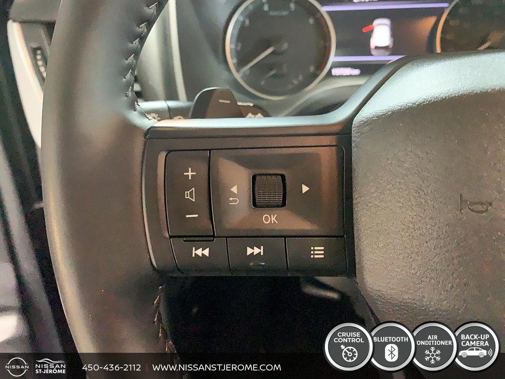 Nissan Rogue SV AWD MAGS CRUISE TOIT PANO CAMÉRA BLUETOOTH 2025 à Charlemagne, Québec - 15 - w1024h768px