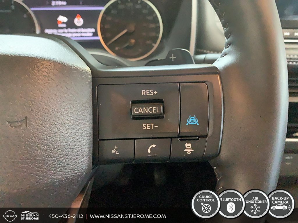 Nissan Rogue SV AWD MAGS CRUISE TOIT PANO CAMÉRA BLUETOOTH 2025 à Charlemagne, Québec - 16 - w1024h768px