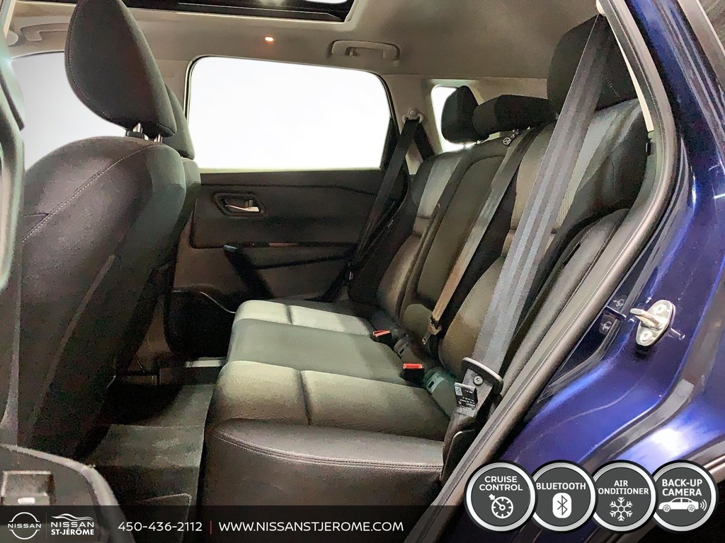 Nissan Rogue SV AWD MAGS CRUISE TOIT PANO CAMÉRA BLUETOOTH 2025 à Charlemagne, Québec - 9 - w1024h768px
