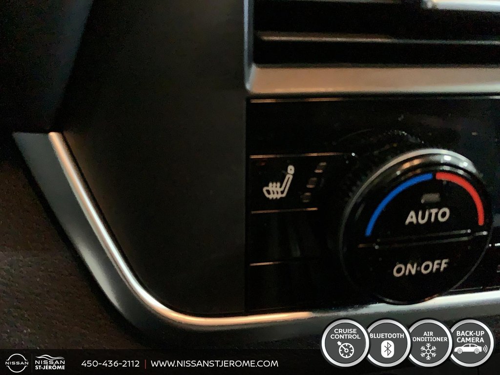 Nissan Rogue SV AWD MAGS CRUISE TOIT PANO CAMÉRA BLUETOOTH 2025 à Charlemagne, Québec - 17 - w1024h768px