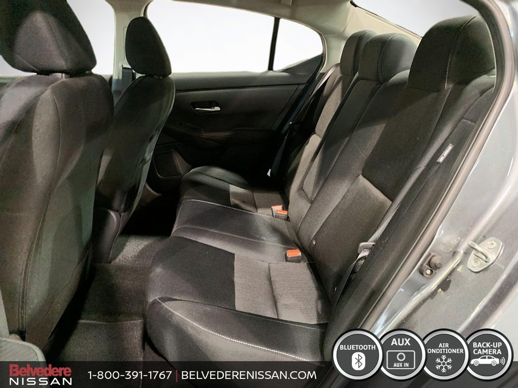 2022  Sentra SV AUTOMATIQUE A/C BLUETOOTH TOIT OUVRANT CAMÉRA in Saint-Jérôme, Quebec - 10 - w1024h768px