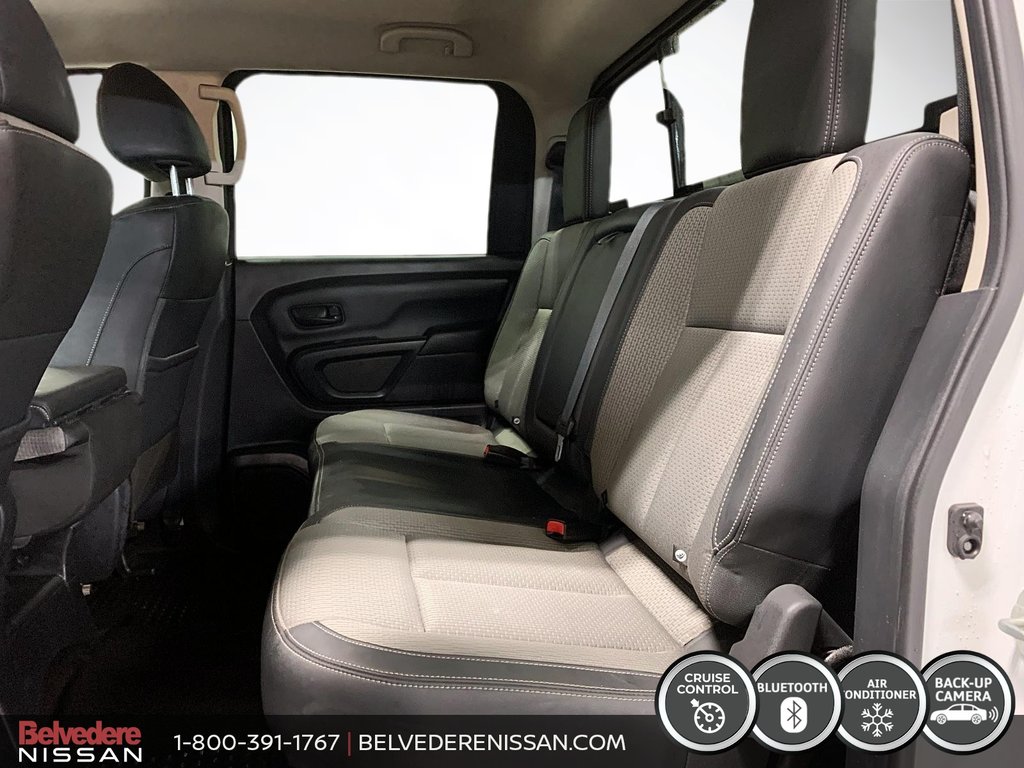 2019 Nissan Titan XD XD DIESEL CREW CAB SV 4X4 AVEC PELLE in Saint-Jérôme, Quebec - 9 - w1024h768px