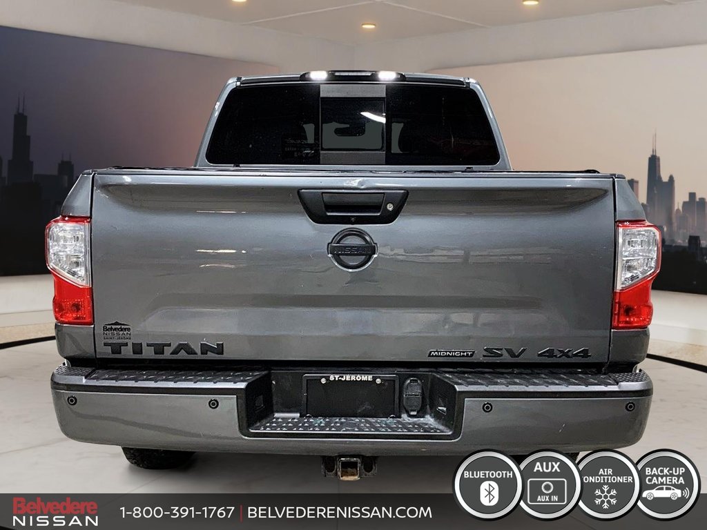 2018  Titan SV MIDNIGHTCREW CAB 4X4 V8 NAVIGATION CAMERA in Saint-Jérôme, Quebec - 4 - w1024h768px