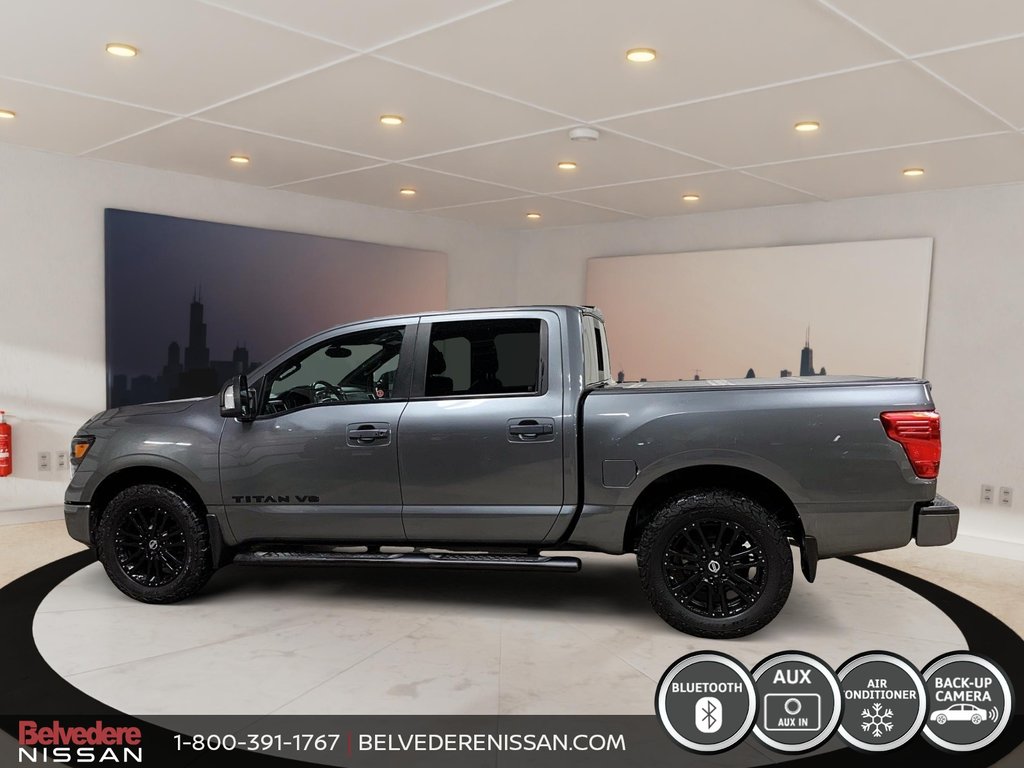 2018  Titan SV MIDNIGHTCREW CAB 4X4 V8 NAVIGATION CAMERA in Saint-Jérôme, Quebec - 6 - w1024h768px