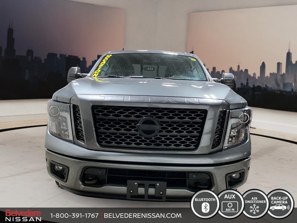 2018  Titan SV MIDNIGHTCREW CAB 4X4 V8 NAVIGATION CAMERA in Saint-Jérôme, Quebec - 2 - w1024h768px