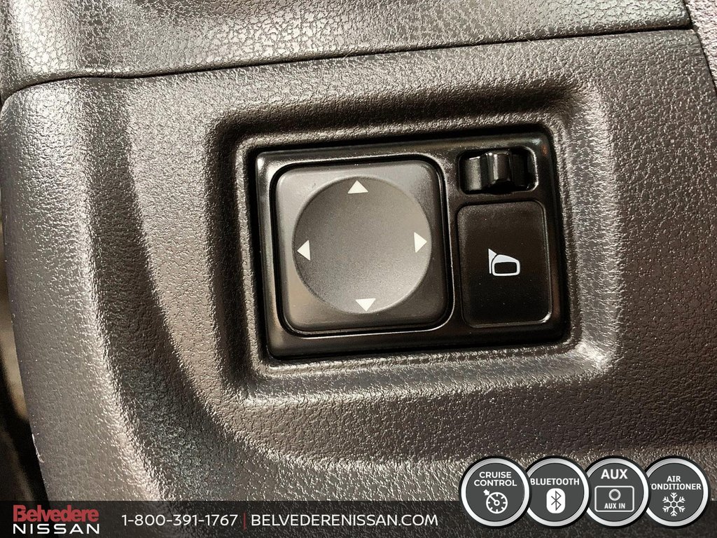 Versa Note SV AUTOMATIQUE A/C BLUETOOTH CD PRISE AUX 2014 à Saint-Jérôme, Québec - 19 - w1024h768px