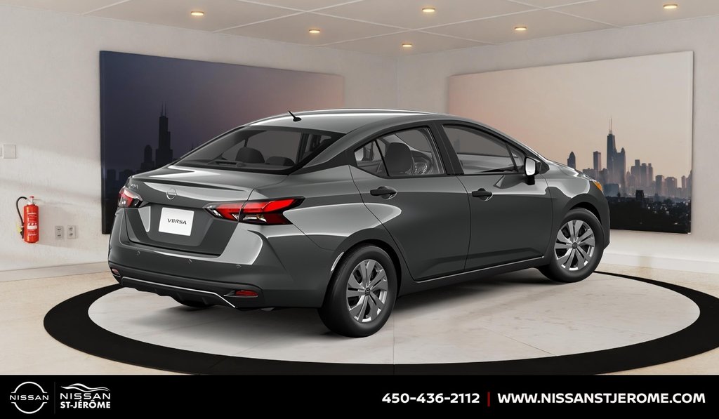 Nissan Versa S CVT 2024 à Charlemagne, Québec - 3 - w1024h768px