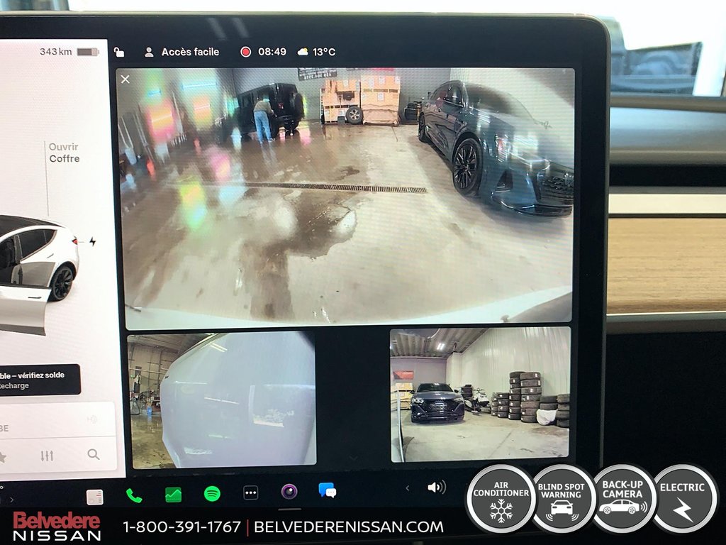 2020 Tesla Model Y Long Range AWD 483 KM AUTONOMIE in Saint-Jérôme, Quebec - 19 - w1024h768px